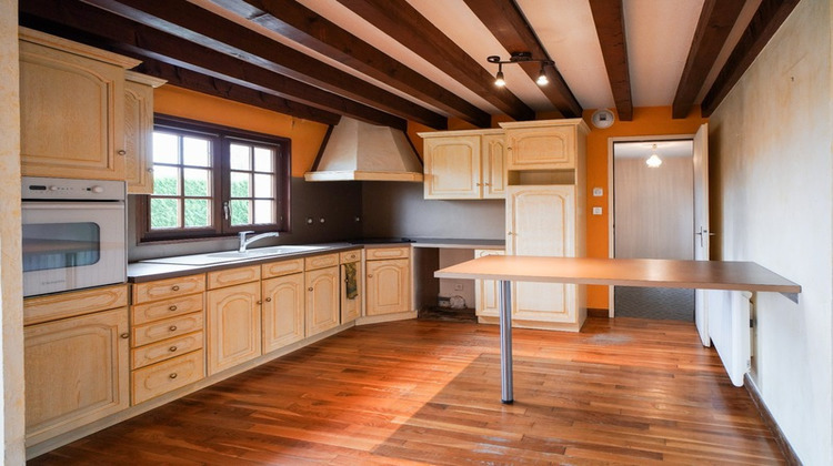 Ma-Cabane - Vente Maison SAINT CYR SUR MENTHON, 110 m²