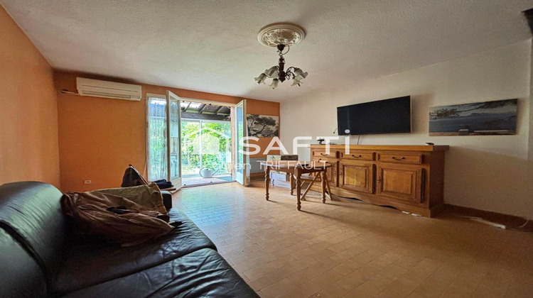 Ma-Cabane - Vente Maison Saint-Cyr-sur-Mer, 56 m²