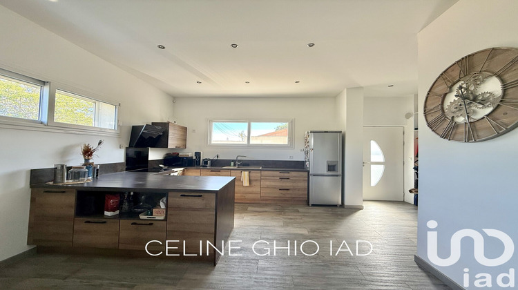 Ma-Cabane - Vente Maison Saint-Cyr-sur-Mer, 95 m²