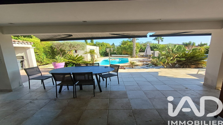 Ma-Cabane - Vente Maison Saint-Cyr-sur-Mer, 188 m²