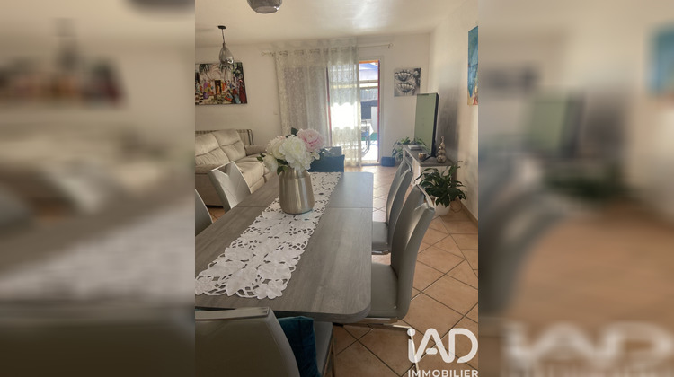 Ma-Cabane - Vente Maison Saint-Cyr-sur-Mer, 100 m²