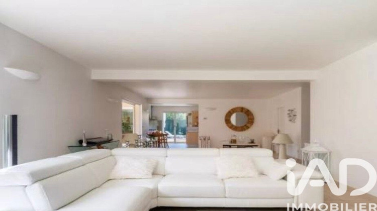 Ma-Cabane - Vente Maison Saint-Cyr-sur-Mer, 170 m²