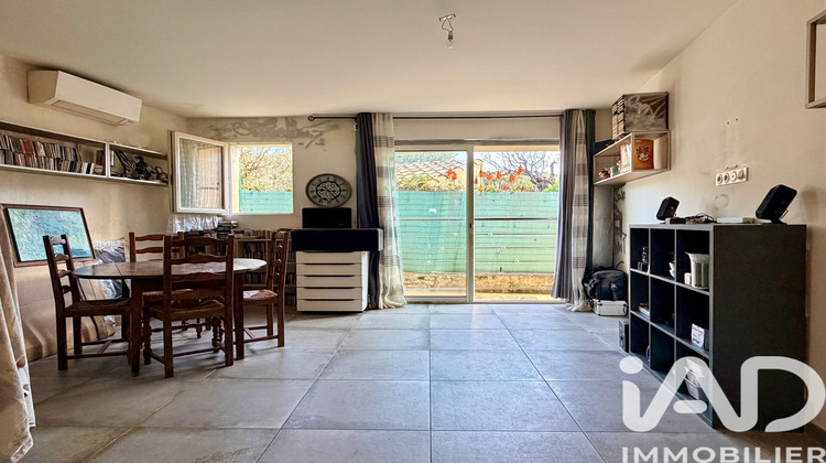 Ma-Cabane - Vente Maison Saint-Cyr-sur-Mer, 66 m²