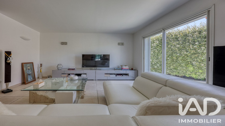 Ma-Cabane - Vente Maison Saint-Cyr-sur-Mer, 170 m²