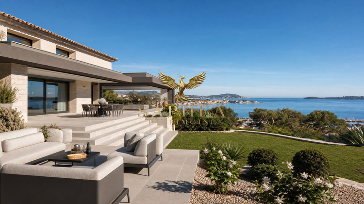 Ma-Cabane - Vente Maison Saint-Cyr-sur-Mer, 300 m²