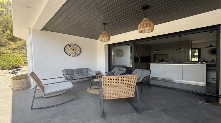 Ma-Cabane - Vente Maison Saint-Cyr-sur-Mer, 201 m²