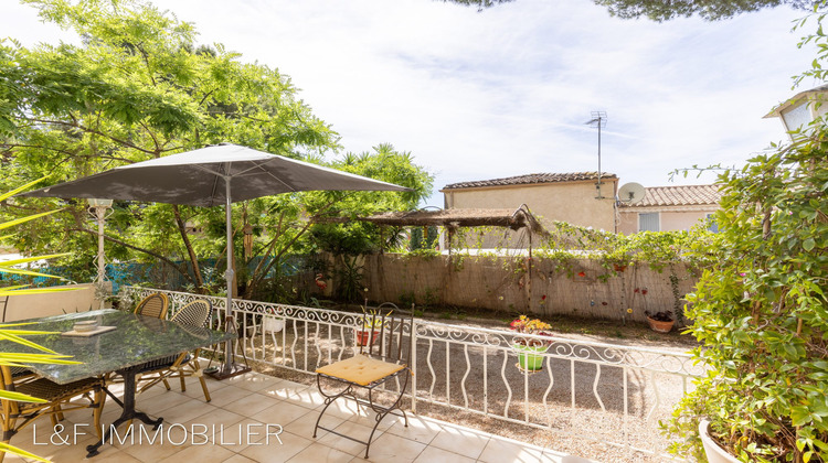 Ma-Cabane - Vente Maison Saint-Cyr-sur-Mer, 200 m²