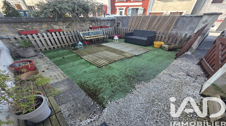 Ma-Cabane - Vente Maison Saint-Cyr-sur-Morin, 90 m²