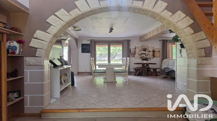 Ma-Cabane - Vente Maison Saint-Cyr-sur-Morin, 158 m²