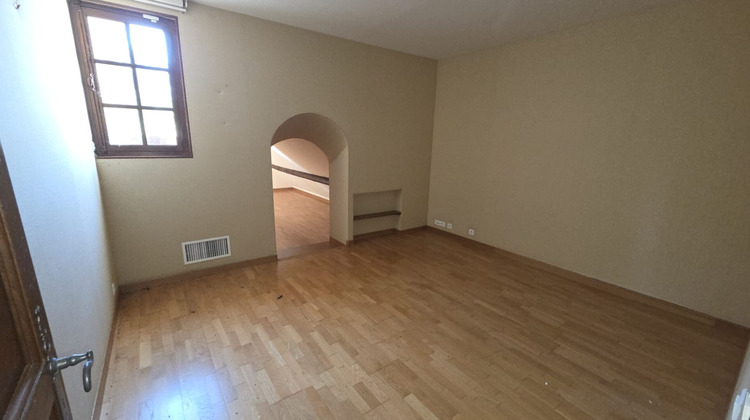 Ma-Cabane - Vente Maison SAINT-CYR-SUR-MORIN, 218 m²