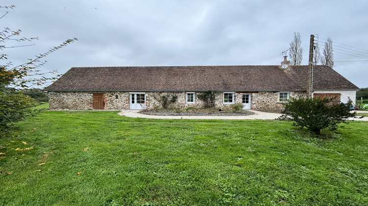 Ma-Cabane - Vente Maison SAINT DENIS D'ANJOU, 142 m²