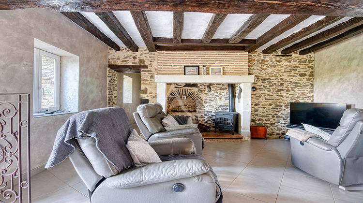 Ma-Cabane - Vente Maison SAINT-DENIS-D'ANJOU, 250 m²