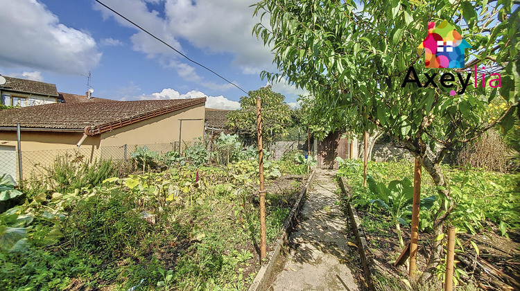 Ma-Cabane - Vente Maison Saint-Denis-de-Cabanne, 109 m²