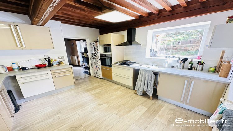 Ma-Cabane - Vente Maison Saint-Denis-de-Cabanne, 299 m²