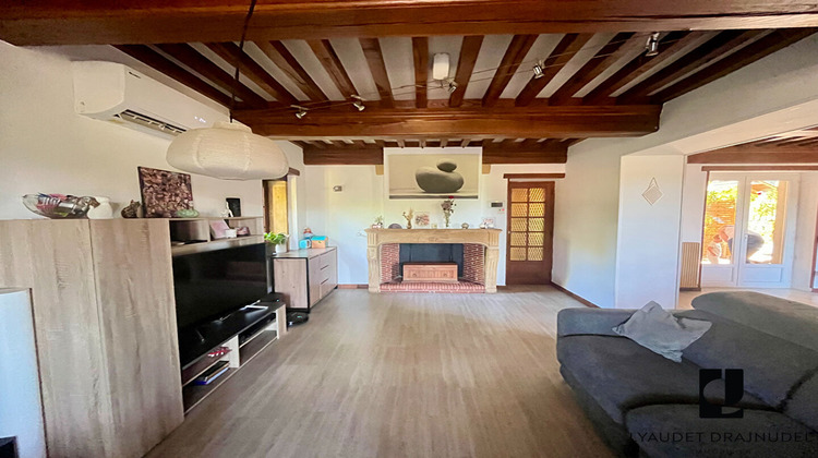 Ma-Cabane - Vente Maison SAINT-DENIS-DE-CABANNE, 300 m²