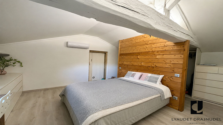 Ma-Cabane - Vente Maison SAINT-DENIS-DE-CABANNE, 300 m²