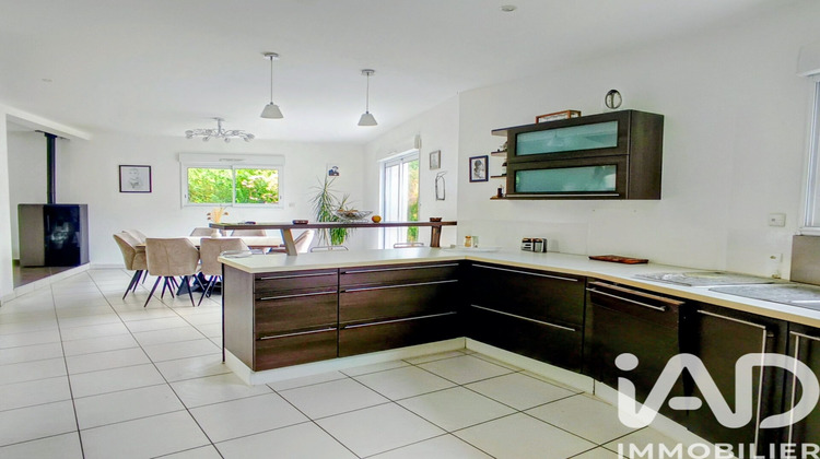 Ma-Cabane - Vente Maison Saint-Denis-de-Gastines, 150 m²