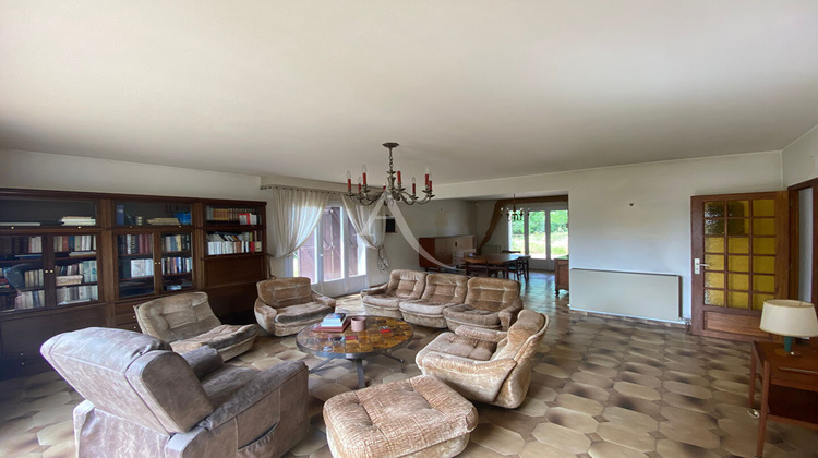 Ma-Cabane - Vente Maison SAINT-DENIS-DE-L'HOTEL, 270 m²