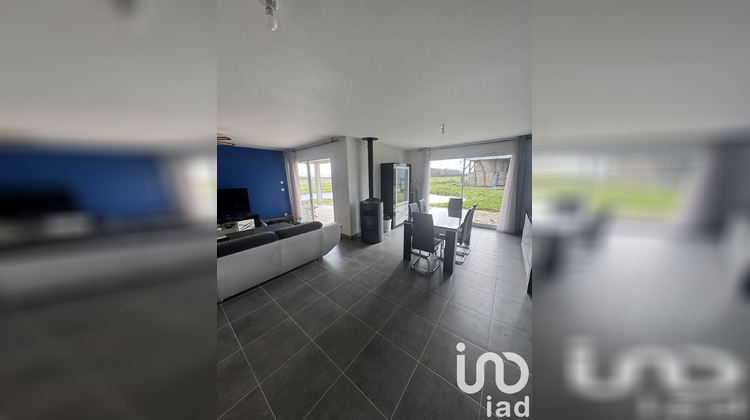 Ma-Cabane - Vente Maison Saint-Denis-de-l'Hôtel, 133 m²