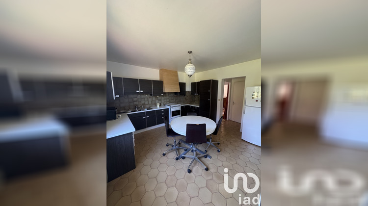 Ma-Cabane - Vente Maison Saint-Denis-de-l'Hôtel, 270 m²