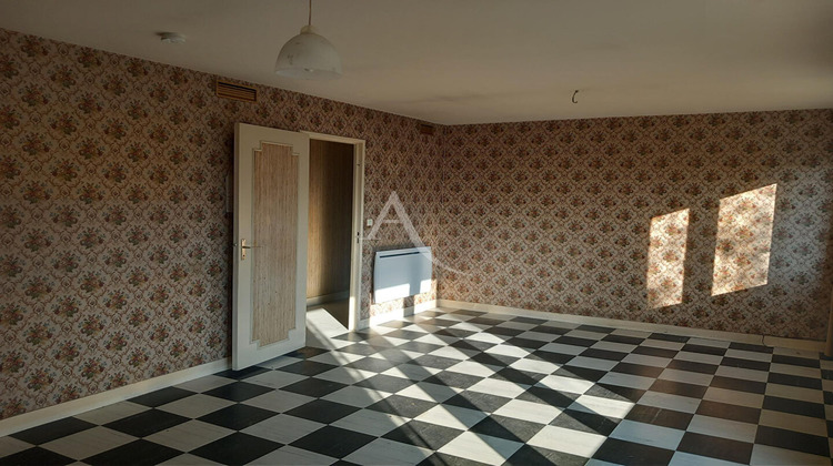 Ma-Cabane - Vente Maison SAINT-DENIS-DE-L'HOTEL, 67 m²