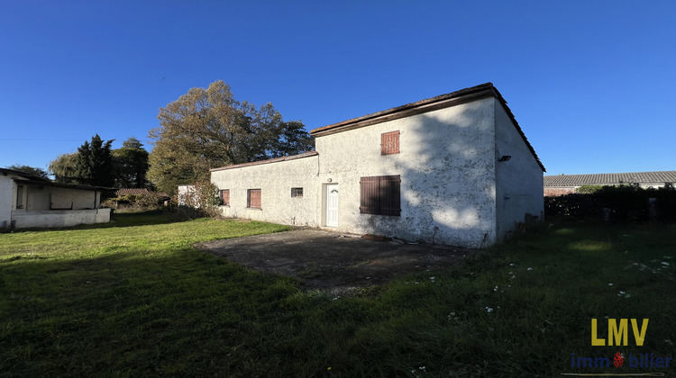 Ma-Cabane - Vente Maison Saint-Denis-de-Pile, 1975 m²