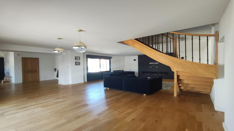Ma-Cabane - Vente Maison Saint-Denis-en-Bugey, 230 m²