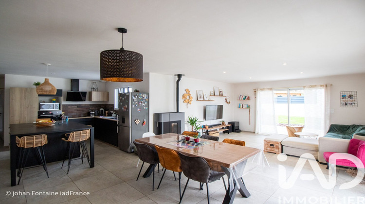 Ma-Cabane - Vente Maison Saint-Denis-la-Chevasse, 100 m²