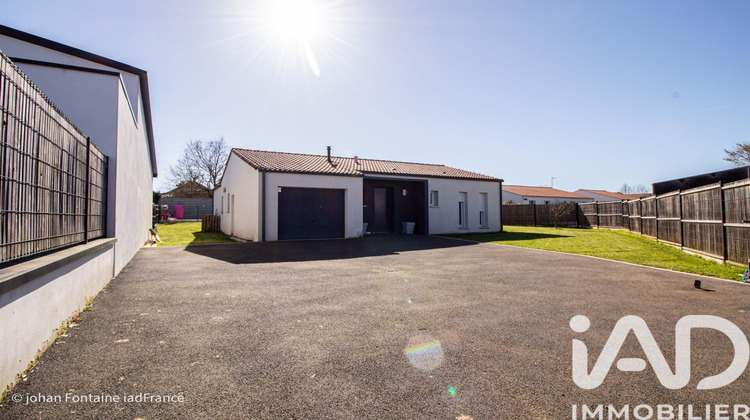 Ma-Cabane - Vente Maison Saint-Denis-la-Chevasse, 110 m²