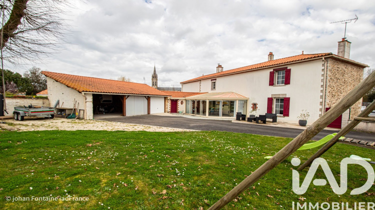 Ma-Cabane - Vente Maison Saint-Denis-la-Chevasse, 178 m²