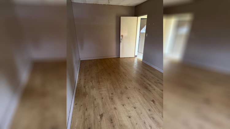 Ma-Cabane - Vente Maison SAINT-DENIS-LES-BOURG, 191 m²