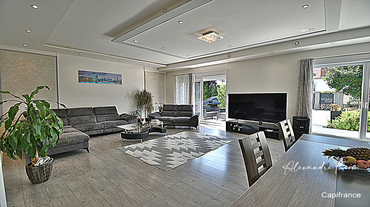 Ma-Cabane - Vente Maison SAINT DENIS LES BOURG, 333 m²
