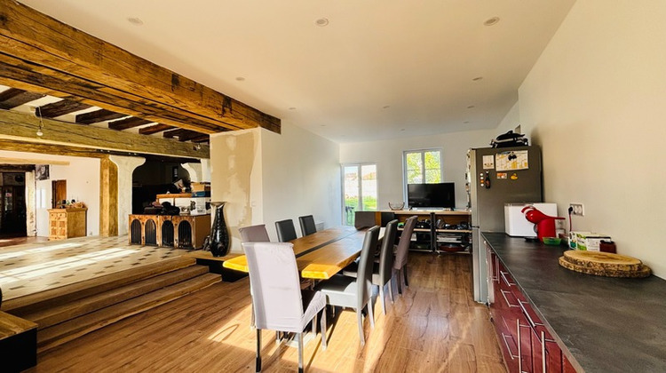 Ma-Cabane - Vente Maison SAINT DENIS LES REBAIS, 308 m²