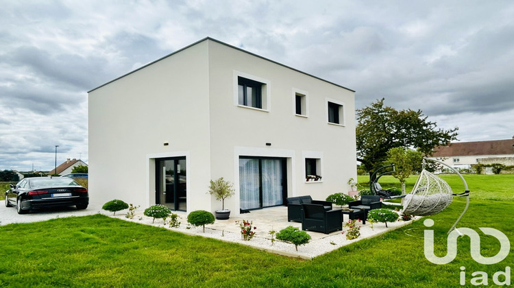 Ma-Cabane - Vente Maison Saint-Denis-sur-Loire, 100 m²