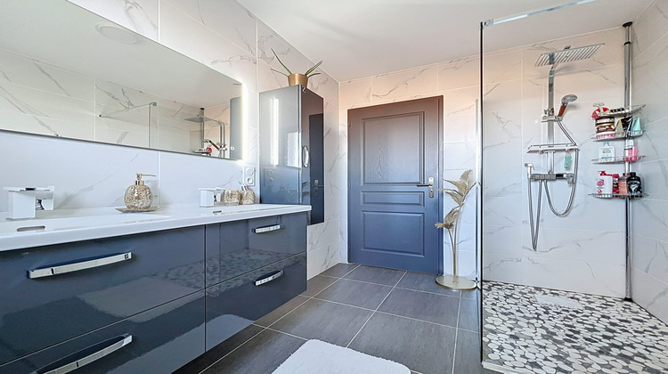 Ma-Cabane - Vente Maison Saint-Denis-sur-Loire, 100 m²