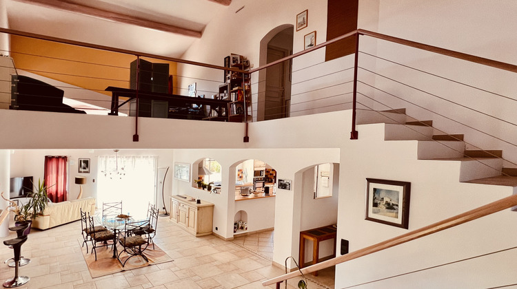 Ma-Cabane - Vente Maison Saint-Didier, 265 m²