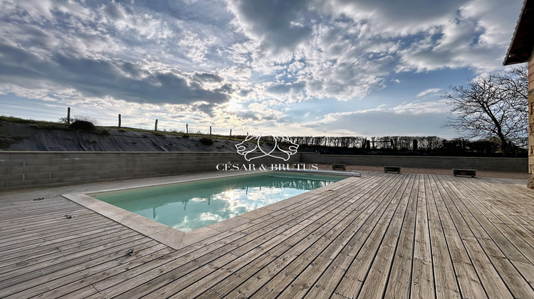 Ma-Cabane - Vente Maison Saint-Didier-en-Brionnais, 231 m²