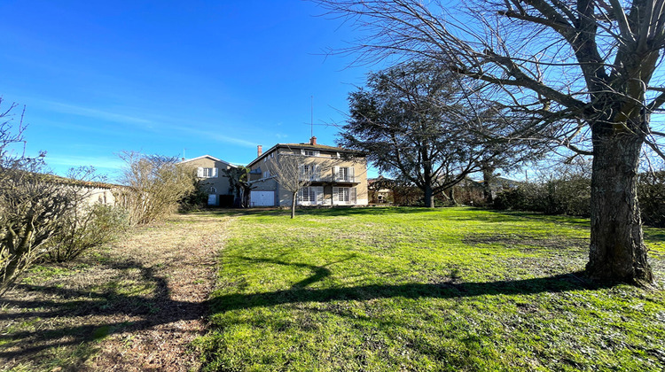 Ma-Cabane - Vente Maison SAINT-DIDIER-SUR-CHALARONNE, 390 m²