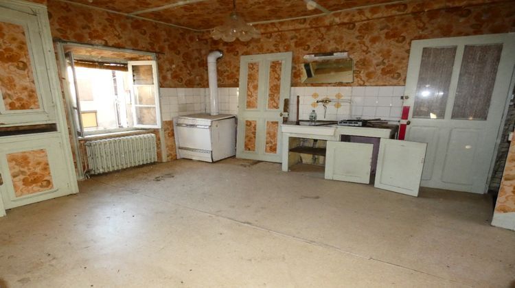 Ma-Cabane - Vente Maison SAINT-DIER-D'AUVERGNE, 210 m²