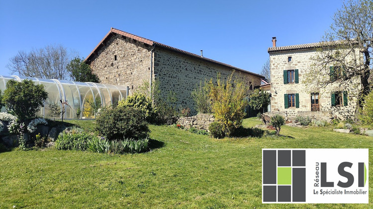 Ma-Cabane - Vente Maison Saint-Dier-d'Auvergne, 260 m²