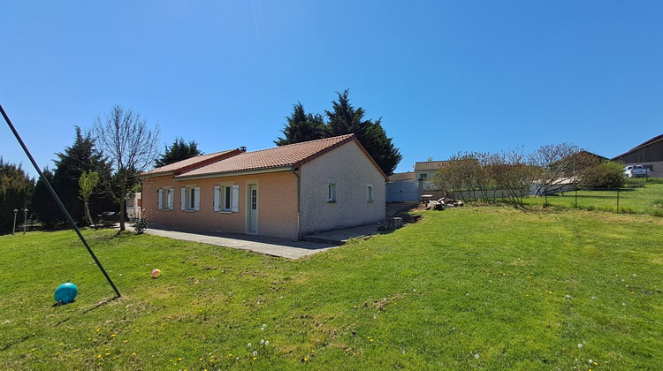 Ma-Cabane - Vente Maison Saint-Dier-d'Auvergne, 110 m²