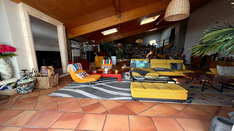 Ma-Cabane - Vente Maison SAINT DIZANT DU GUA, 310 m²