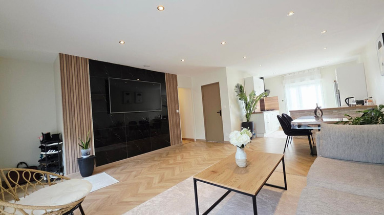 Ma-Cabane - Vente Maison SAINT DOULCHARD, 83 m²