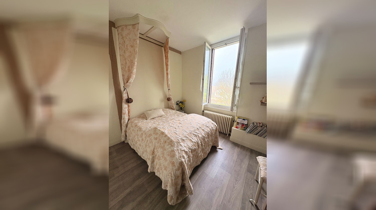 Ma-Cabane - Vente Maison SAINT-DOULCHARD, 111 m²