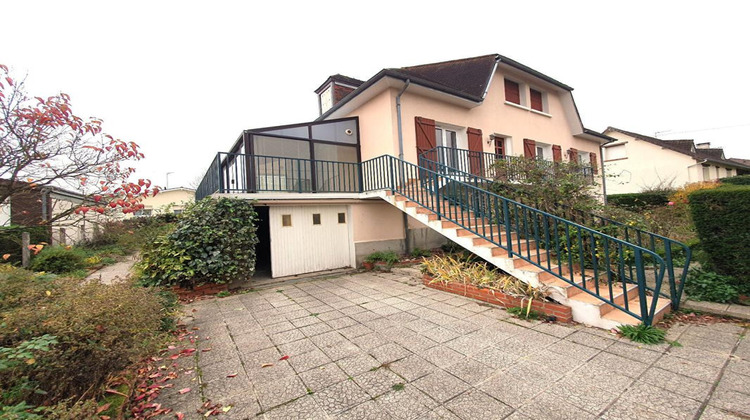 Ma-Cabane - Vente Maison SAINT DOULCHARD, 144 m²