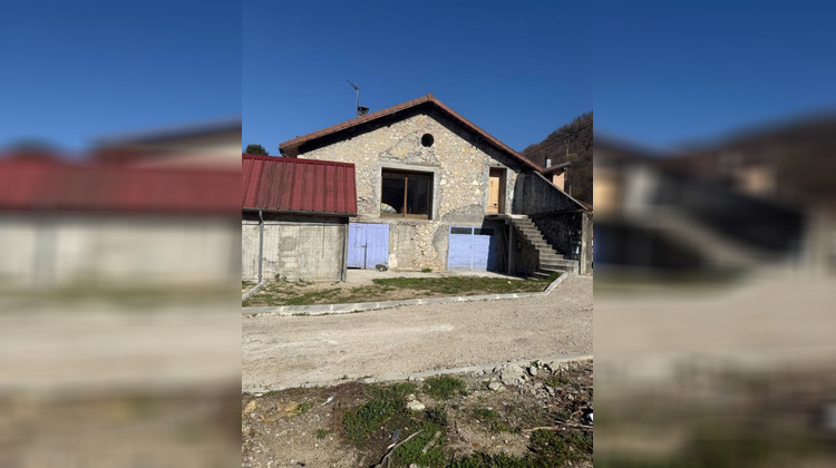 Ma-Cabane - Vente Maison SAINT EGREVE, 110 m²