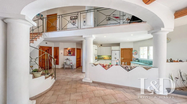 Ma-Cabane - Vente Maison Saint-Estève-Janson, 312 m²