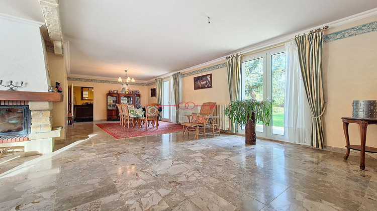 Ma-Cabane - Vente Maison SAINT-ETIENNE-AU-TEMPLE, 172 m²