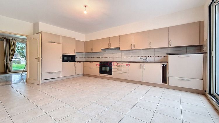 Ma-Cabane - Vente Maison SAINT-ETIENNE-AU-TEMPLE, 172 m²