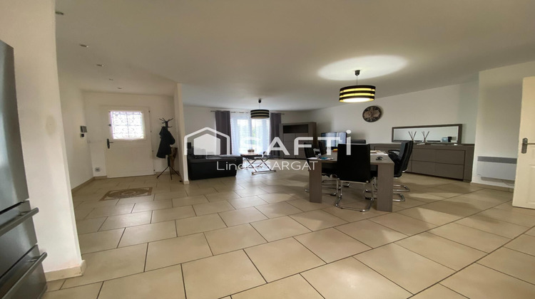 Ma-Cabane - Vente Maison Saint-Etienne-de-Fougeres, 127 m²